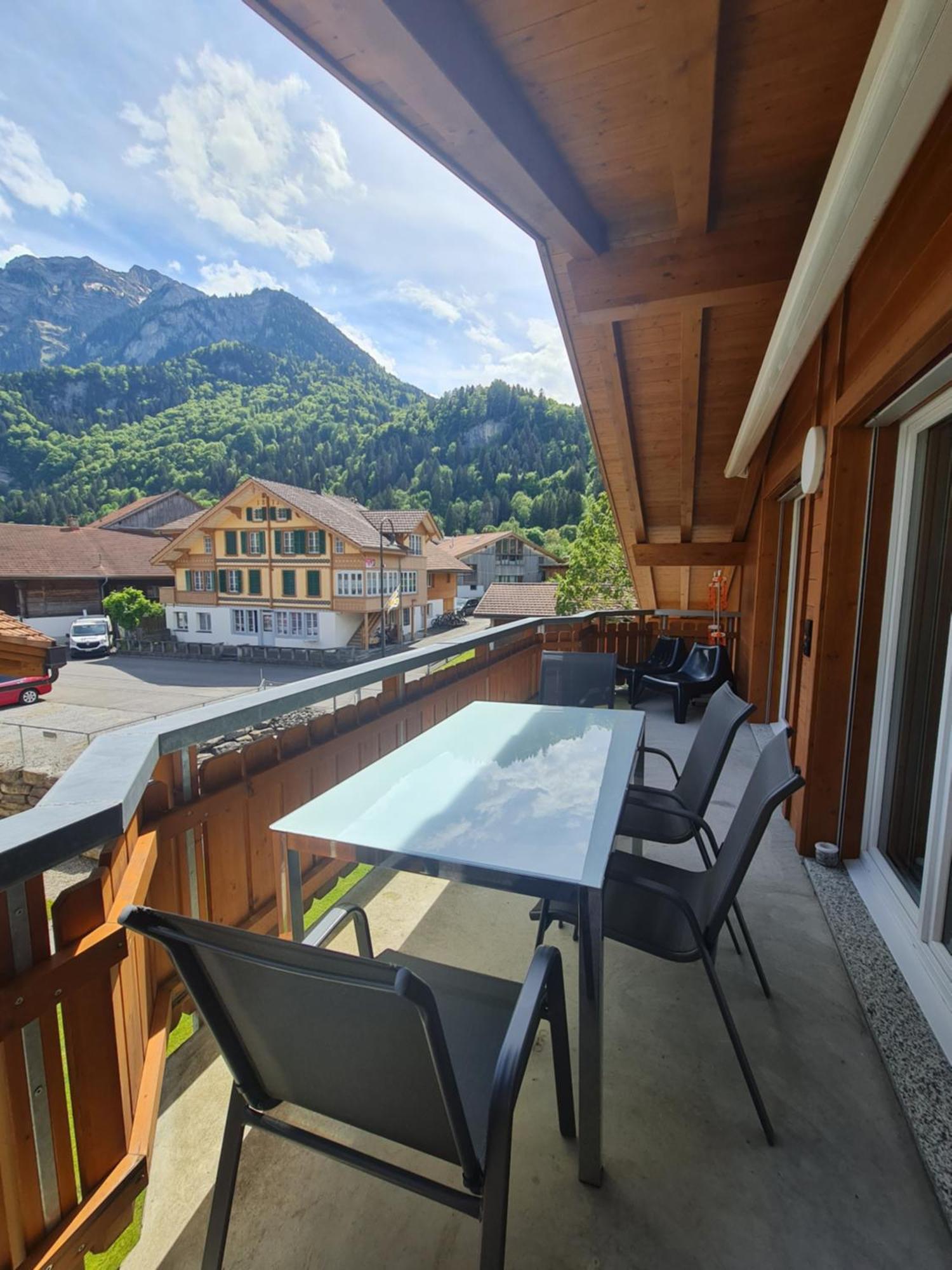 Jungfrau Penthouse - Aare Jungfrau Ag Appartement Wilderswil Buitenkant foto